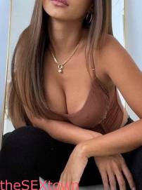 Είμαι εδώ για σένα ! ➴❤ ΠΑΝΕΜΟΡΦΗ ΚΑΙ ΣΕΞΙ ΜΕ ΦΥΣΙΚΟ ΥΠΕΡΟΧΟ ΣΩΜΑ !
